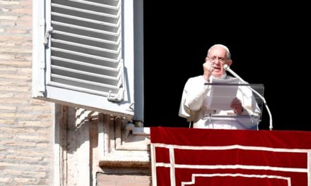Папа: Радість, молитва і вдячність, щоб по-справжньому пережити Різдво