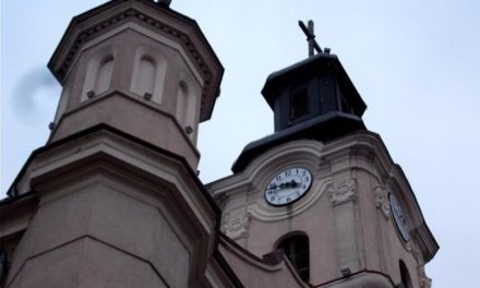 В Ужгороді знову працює годинник на вежі римо-католицької церкви