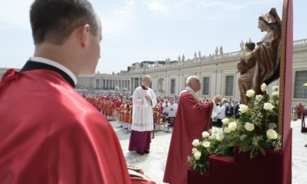 Папа: Нехай же Марія допоможе нам відкритися на дію Святого Духа