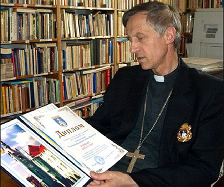 Majnek Antal püspök Munkács díszpolgára lett