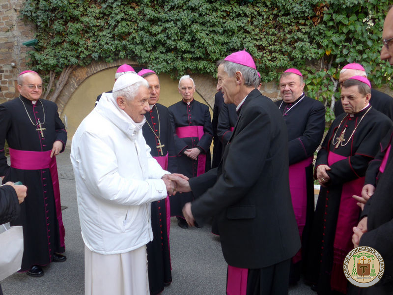 Az ukrajnai püspökök találkoztak XVI. Benedek emeritus pápval
