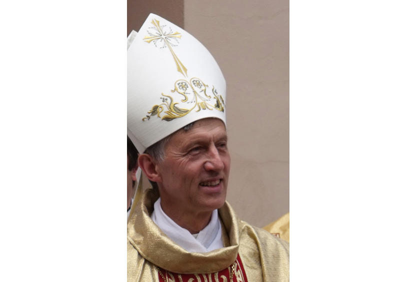 Majnek Antal püspök az új segédpüspök kinevezéséről