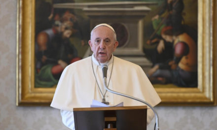 Világméretű közös imádságra hív a világjárvány idején Ferenc pápa március 25-re