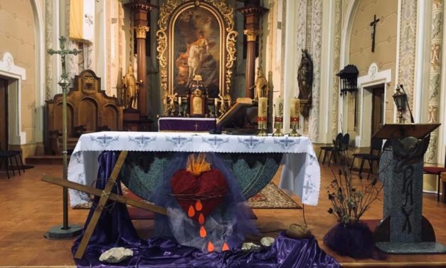 ONLINE SZENTMISEKÖZVETÍTÉS MINDENNAP A MUNKÁCSI SZÉKESEGYHÁZBÓL