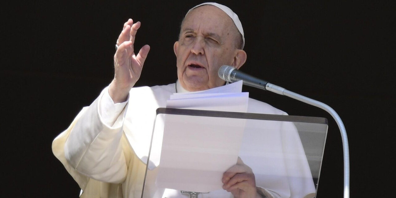 Ferenc pápa vasárnap délben: Isten nevében kérem, állítsák meg ezt a mészárlást!