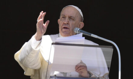 Ferenc pápa vasárnap délben: Isten nevében kérem, állítsák meg ezt a mészárlást!