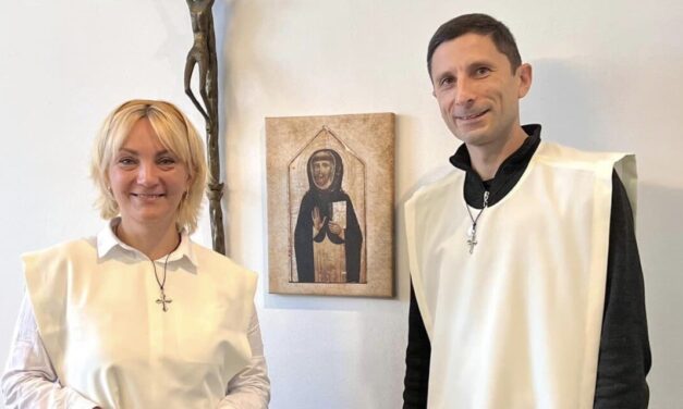 ELSŐ ÍGÉRET A MUNKÁCSI DOMONKOS HARMADRENDI KÖZÖSSÉGBEN
