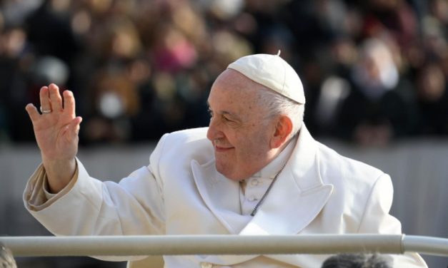 Tanuljunk meg olvasni szívünk könyvében – Ferenc pápa katekézise 2022. november 30 – án az általános kihallgatáson