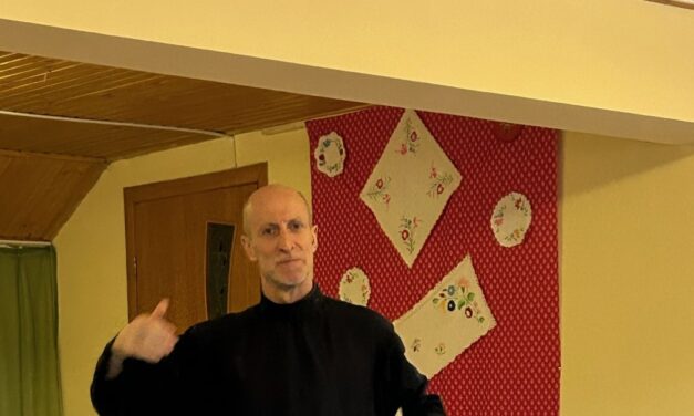 „Húzd szét az összes függönyt, hogy jöjjön át a fény” – lelki délutánt tartottak az aknaszlatinai Szent Anna óvodában