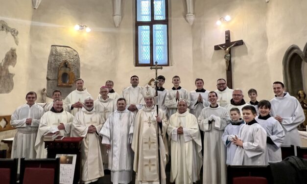 „Nagyot tett velem ő, aki hatalmas.” – Béres István diakónusszentelése a Munkácsi Székesegyházban