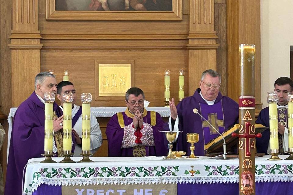 Elhunyt Zsarkovszkij Péter atya édesanyja