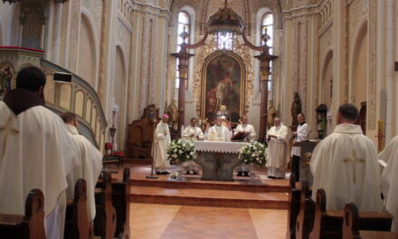 Ünnepélyes megnyitó szentmise a munkácsi egyházmegyében