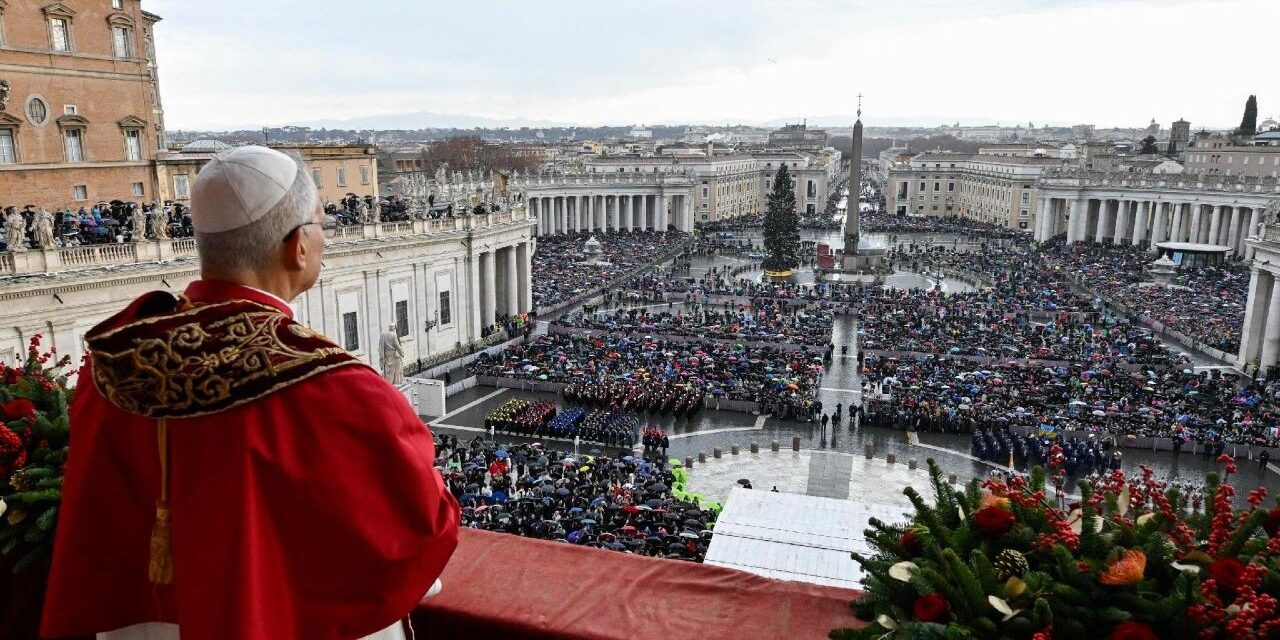 Leó pápa karácsonyi Urbi et Orbi üzenete: Felelős szolidaritással a világért
