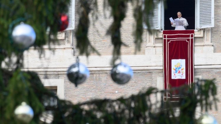 Őrizzük meg a keresztény családokban az evangéliumi értékeket – Leó pápa Úrangyala imája