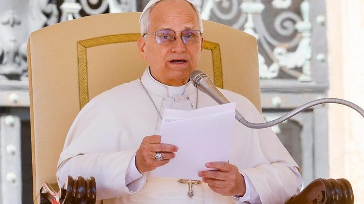 XIV. Leó pápa felhívása: Imavirrasztás a békéért a Szent Péter-bazilikában