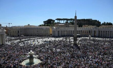 Jézus azért jött el, hogy életünk legyen és bőségben legyen – Leó pápa Regina Coeli imája