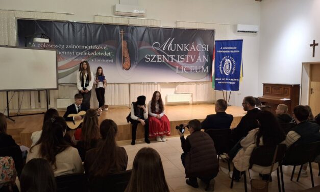 Nyitott kapukkal és befogadó közösséggel várja új diákjait a Szent István Líceum