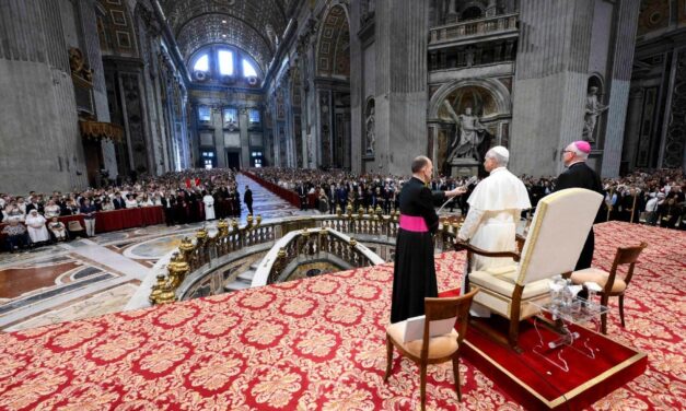 Leó pápa katekézise a liturgikus évről: Központjában a heti és az évi Húsvét megünneplése áll