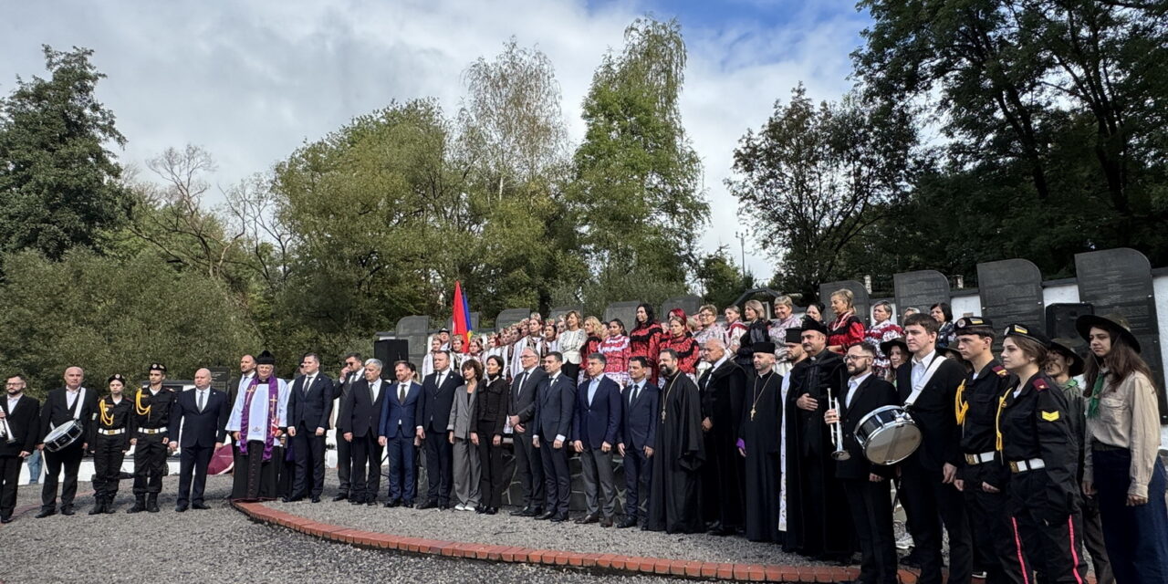 Megemlékezés a szovjet rezsim áldozatairól Szolyván