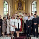 Bérmálás a viski Szent Miklós-templomban