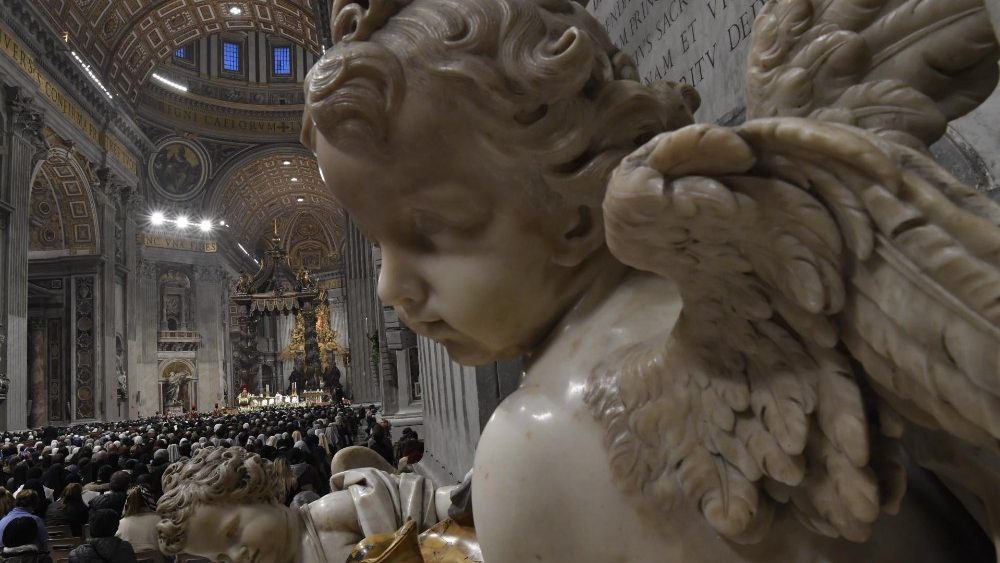 Veľkonočné trojdnie bez účasti pútnikov budú z Vatikánu prenášať médiá