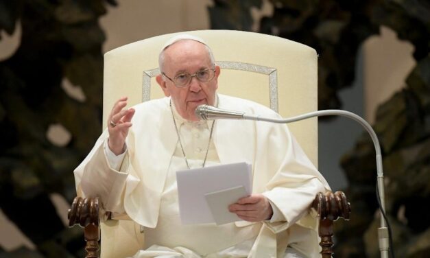 Apel pápeža Františka za pokoj pre Ukrajinu: 2. marca Deň pôstu za mier