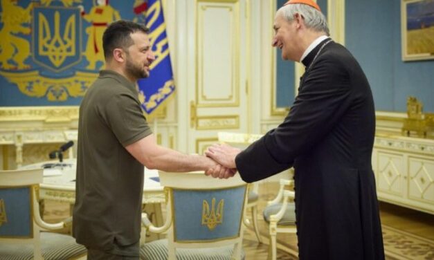 Kard. Zuppi ukončil mierovú misiu na Ukrajine