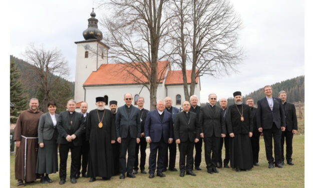 Biskupi Slovenska pozývajú 20. marca zjednotiť sa v modlitbe a pôste za pokoj vo svete