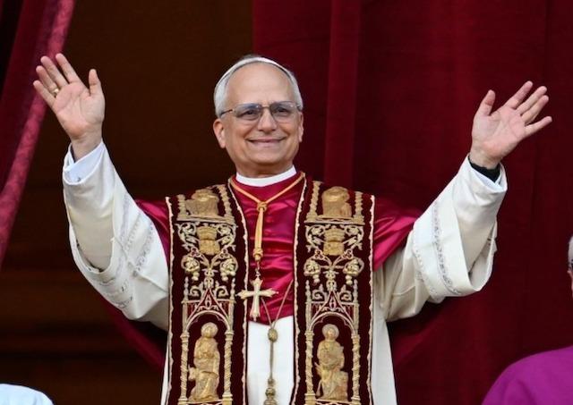 Pred rokom zaznelo Habemus Papam. Cirkev dostala nového Svätého Otca