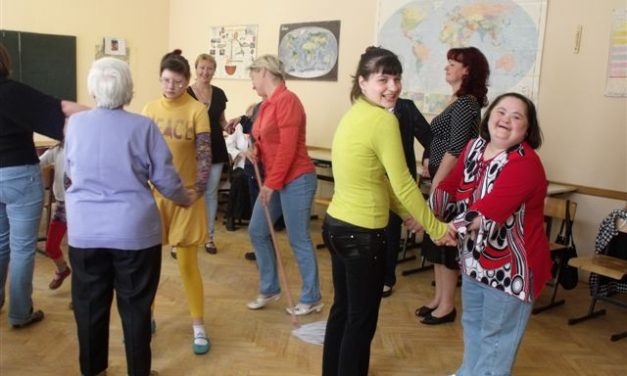 Бог однаково любить усіх людей