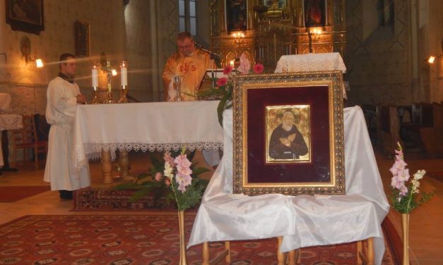 Реліквія Падре Піо в Берегові