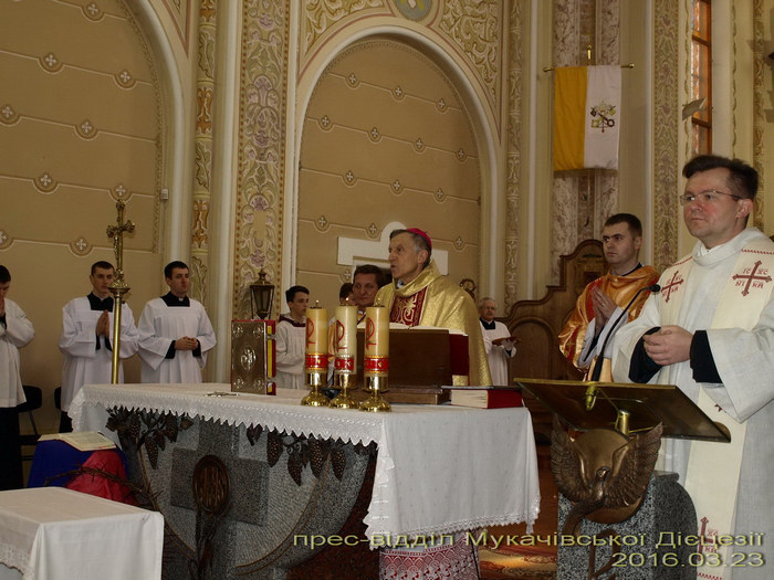 Меса посвячення Мира у мукачівській катедрі св. Мартина
