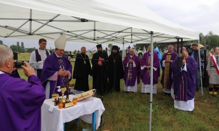 Єпископ Віталій Скомаровський: молебень за жерви «Волинської трагедії» зцілює те, що було зламане і зіпсоване