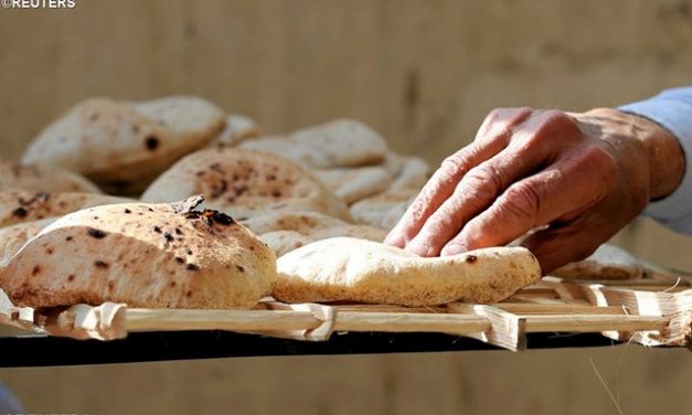 Твіт Папи Франциска:  Першим постом є покора