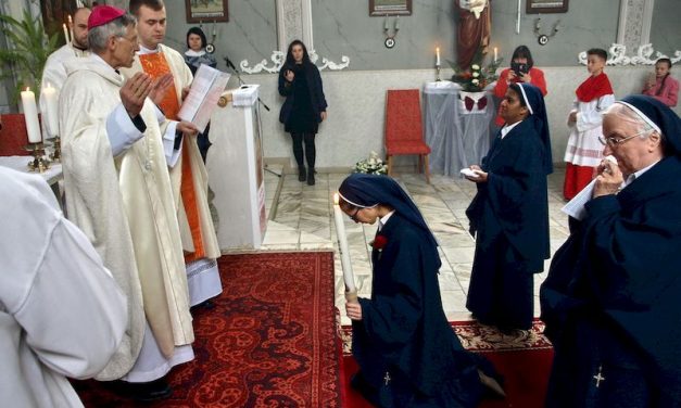 Небо співало у цей день