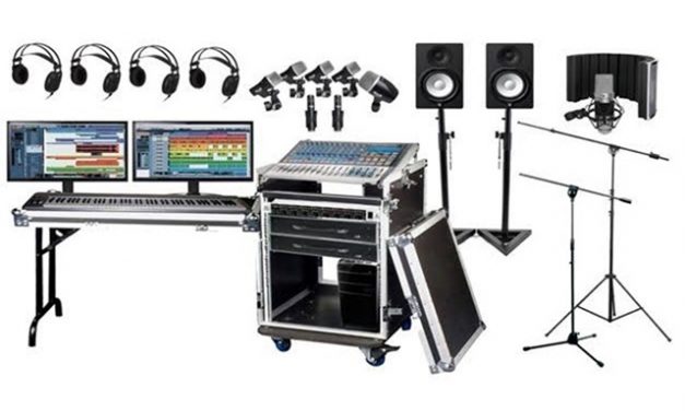 Папа закликав католицькі засоби суспільної комунікації звіщати Євангеліє миру