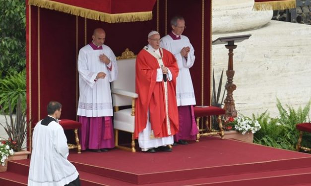 Папа: Прощаючи і виправляючи себе, станемо здатним в любові виправляти інших