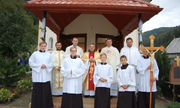 Храмове свято на честь святого отця  Піо у Діловому
