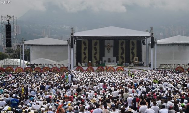 Папа: Стосунки з Богом – це не прив’язання до приписів, а переміна життя