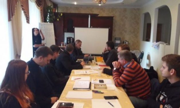 Перший день засідання зустрічі комісії душпастирства молоді РКЦ