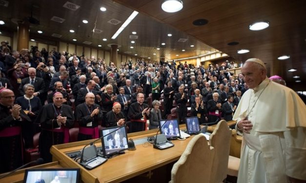 Папа: Союз між чоловіком та жінкою покликаний взяти відповідальність за світ