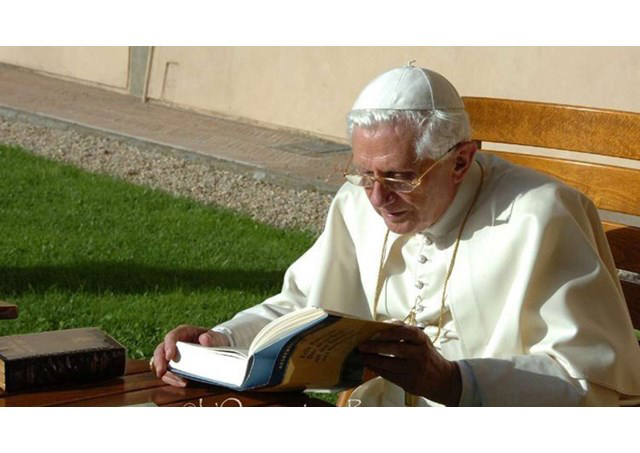 Бенедикт XVI: Звершую внутрішнє паломництво до Домівки