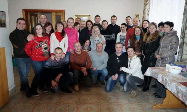 Подружні пари знову разом у Синяку