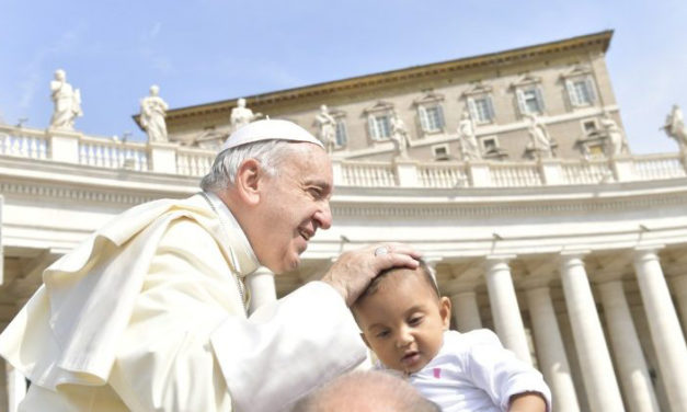 Папа: Дозвольмо, аби Святий Дух нас формував