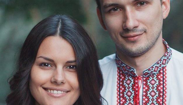 Святослав Батов втратив маму в 9 років, але він проти “вирізання” батьків з підручників через надуману дискримінацію неповних сімей