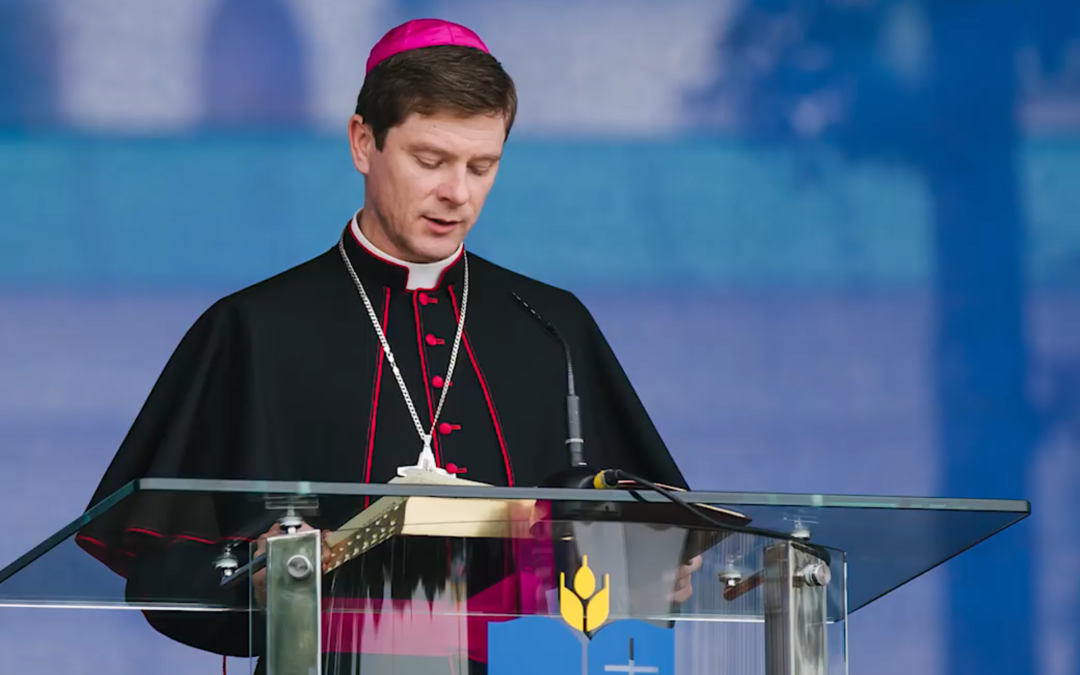 У Києві безперервно читають Біблію