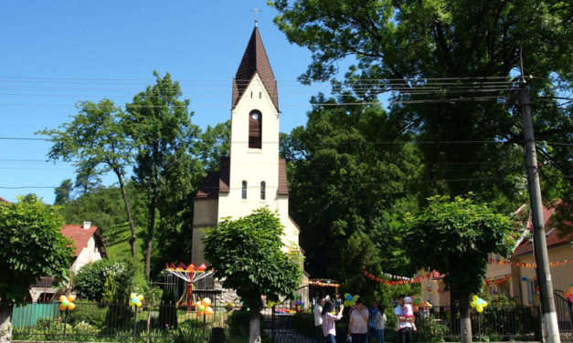 Перечин. Костьол посвячений Святому Августину