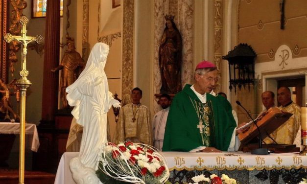 Фоторепортаж з Х Меджугорської зустрічі в Україні, що відбулась 15 вересня цього року у мукачівському кафедральному соборі св. Мартина