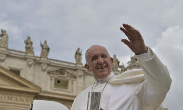 Папа: Бог не є автором зла