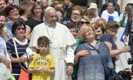 Папа розповів про свій візит до Румунії: єдність не касує різноманітності